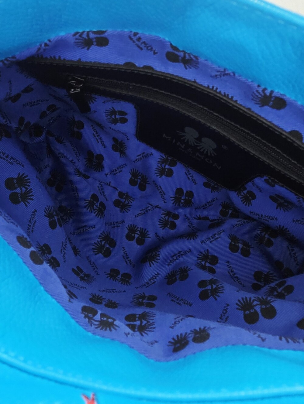 LIKE NEW RARE MIN & MON VICTOR BAG - HEROCITY - Picture 8 of 10